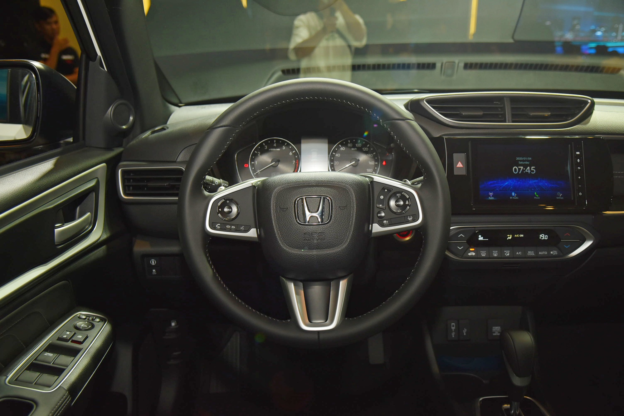 Honda BR-V 2023 ra mắt Việt Nam: Giá từ 661 triệu, giành ngôi 'vua công nghệ' từ Veloz - Ảnh 4.